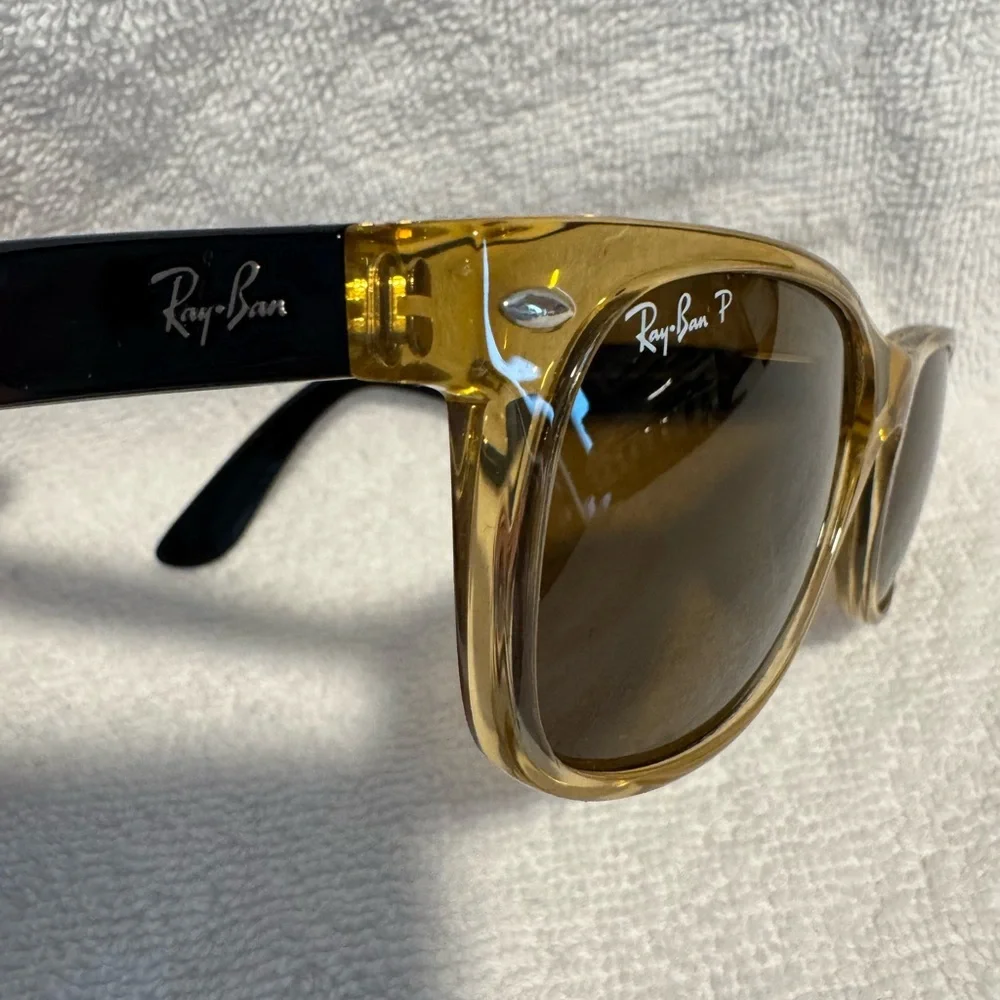 Ray-Ban New Wayfarer Bicolor Sunglasses - Picture 9 of 10